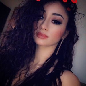 Meet your Posher, Ángela